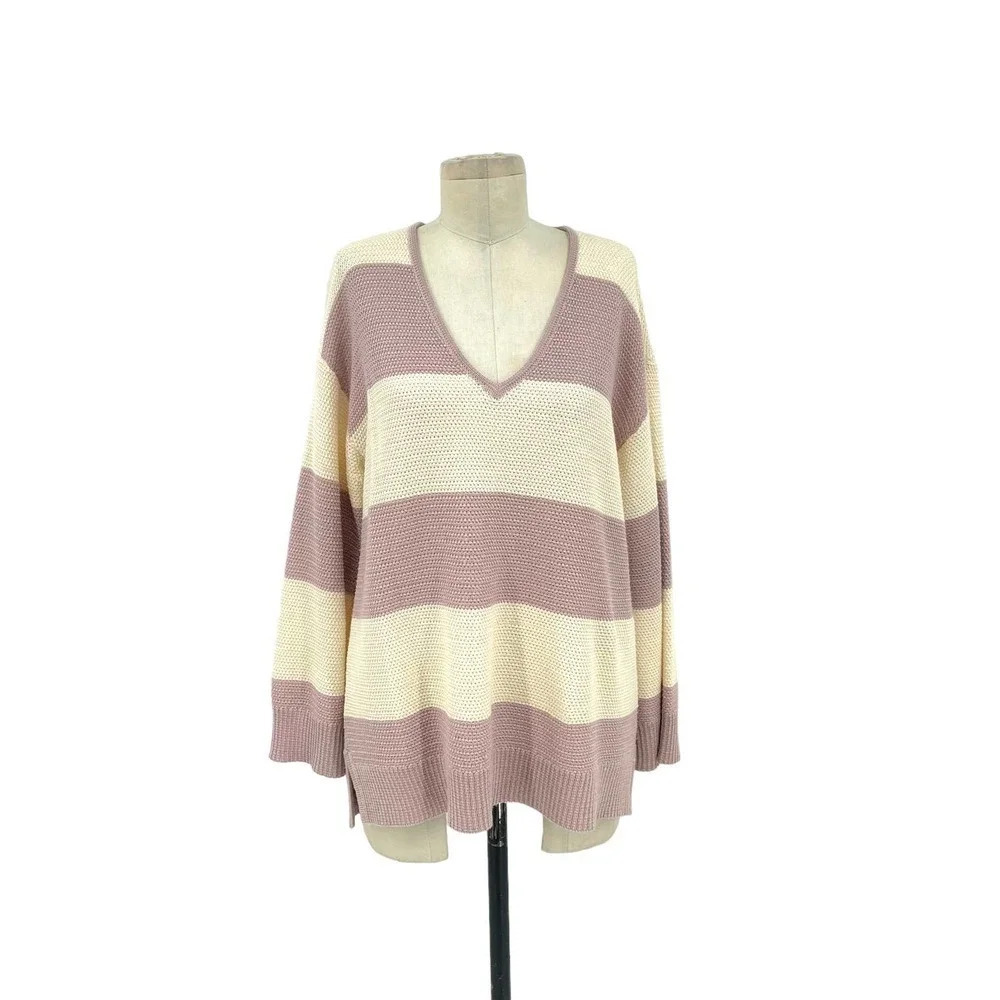 St. John Rugby Striped Mauve Pink Purple‎ Cream V-Neck Sweater Size Large